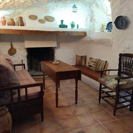 Cueva El Parral Guest House Pegalajar Екстериор снимка