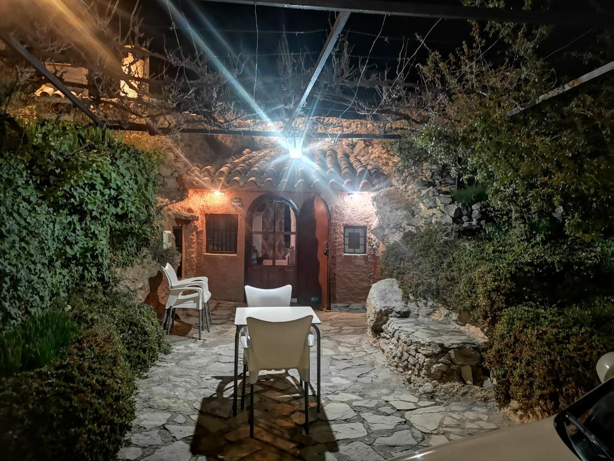 Cueva El Parral Guest House Pegalajar Екстериор снимка