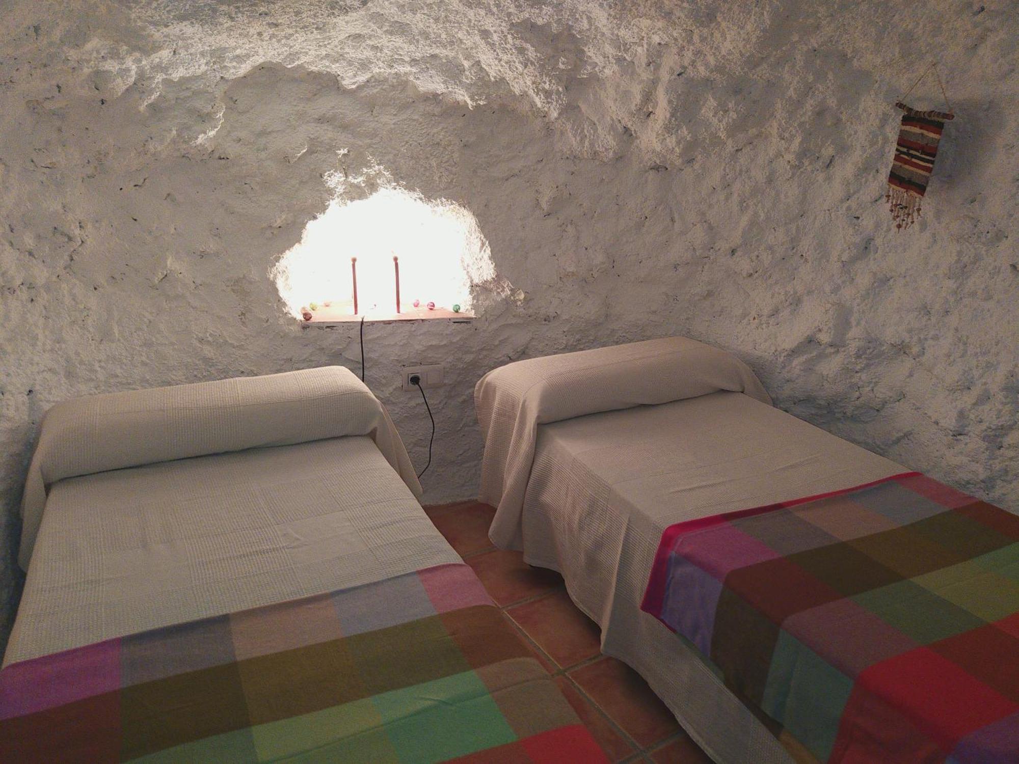 Cueva El Parral Guest House Pegalajar Екстериор снимка