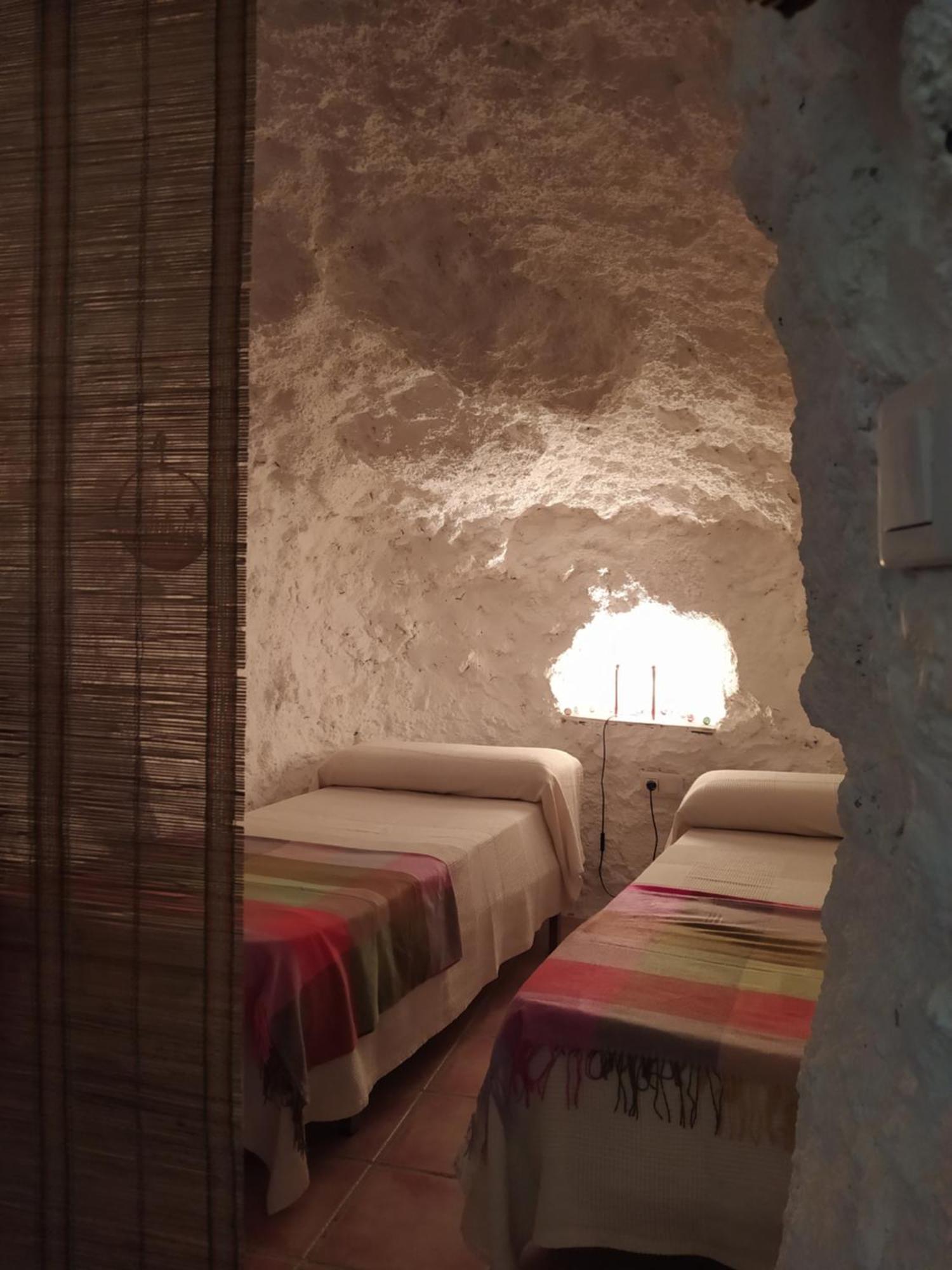 Cueva El Parral Guest House Pegalajar Екстериор снимка